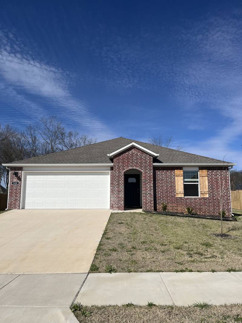 Farmington High Homes